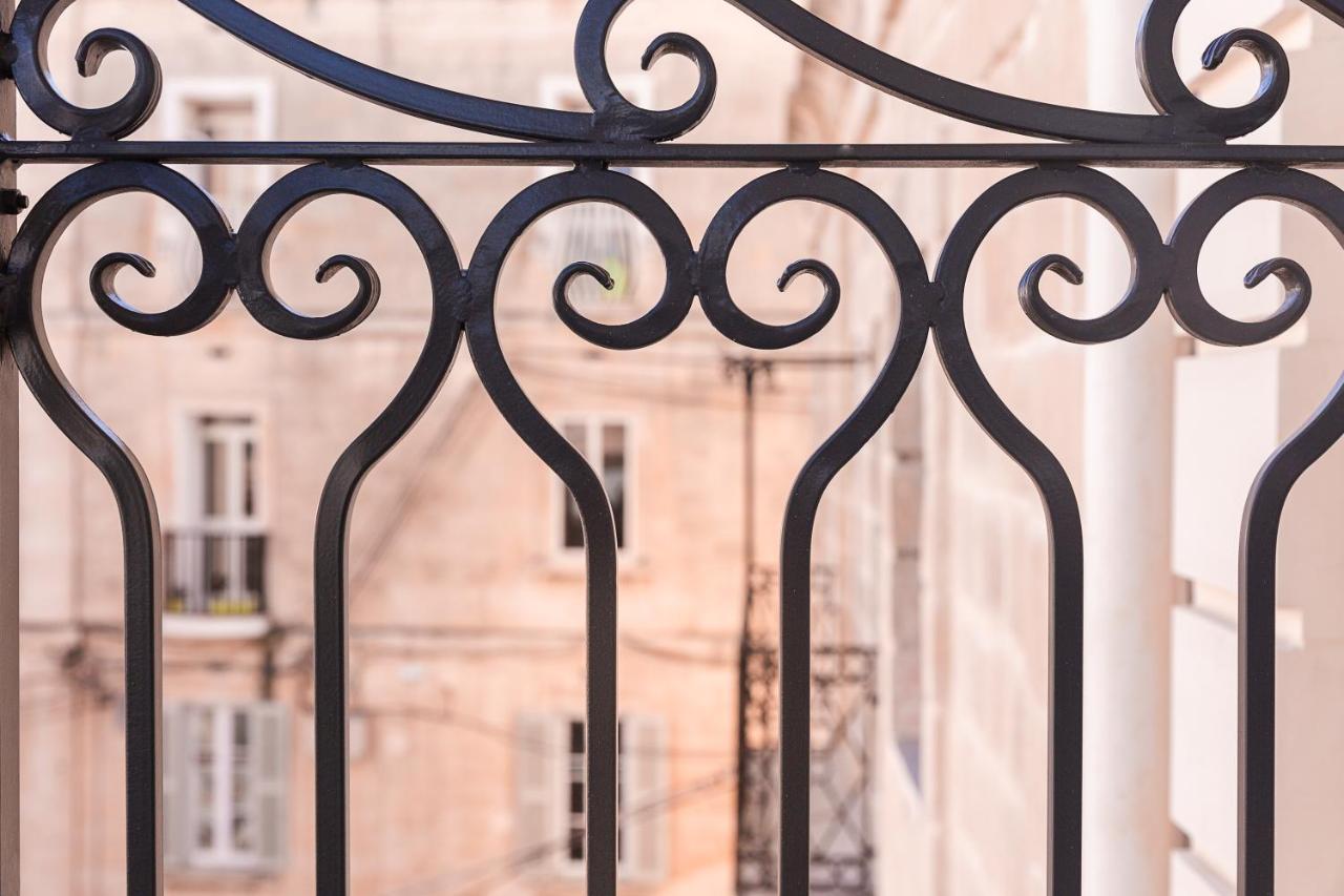 123 Mainstreet Boutique Hotel Saint Julian's 외부 사진